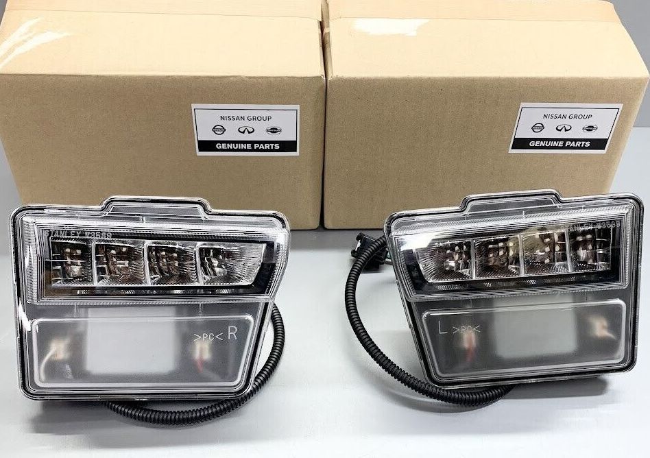 Nissan Genuine R35 GT-R GTR LED Fog Day Light Left Right Set OEM | JDM  Planet